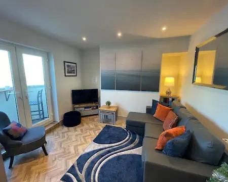 Spectacular 2 Bedroom Balcony Sea View Flat Scarborough Buitenkant foto