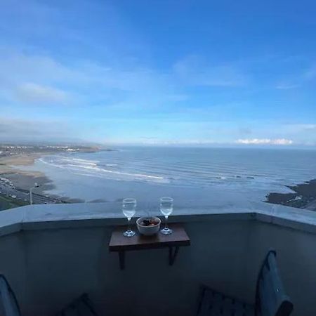 Spectacular 2 Bedroom Balcony Sea View Flat Scarborough Buitenkant foto
