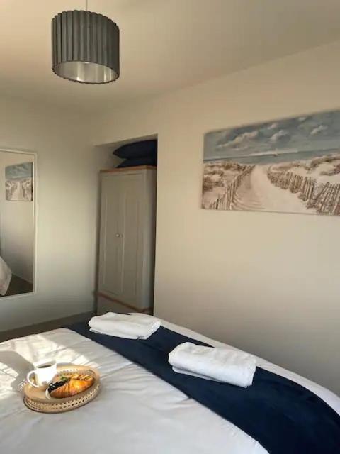 Spectacular 2 Bedroom Balcony Sea View Flat Scarborough Buitenkant foto