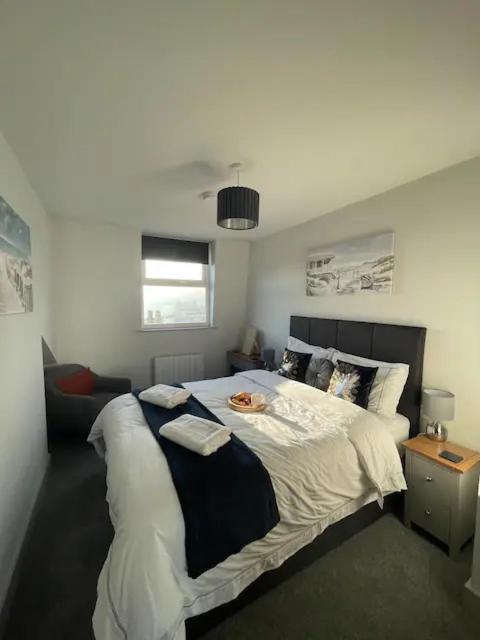 Spectacular 2 Bedroom Balcony Sea View Flat Scarborough Buitenkant foto